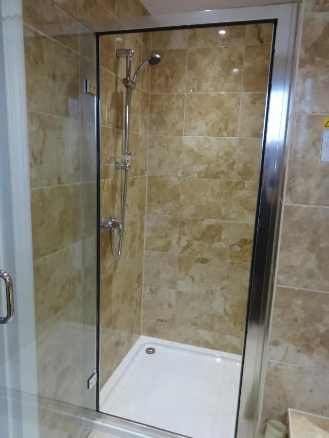 Affittacamere Hotel Autumn House CBG