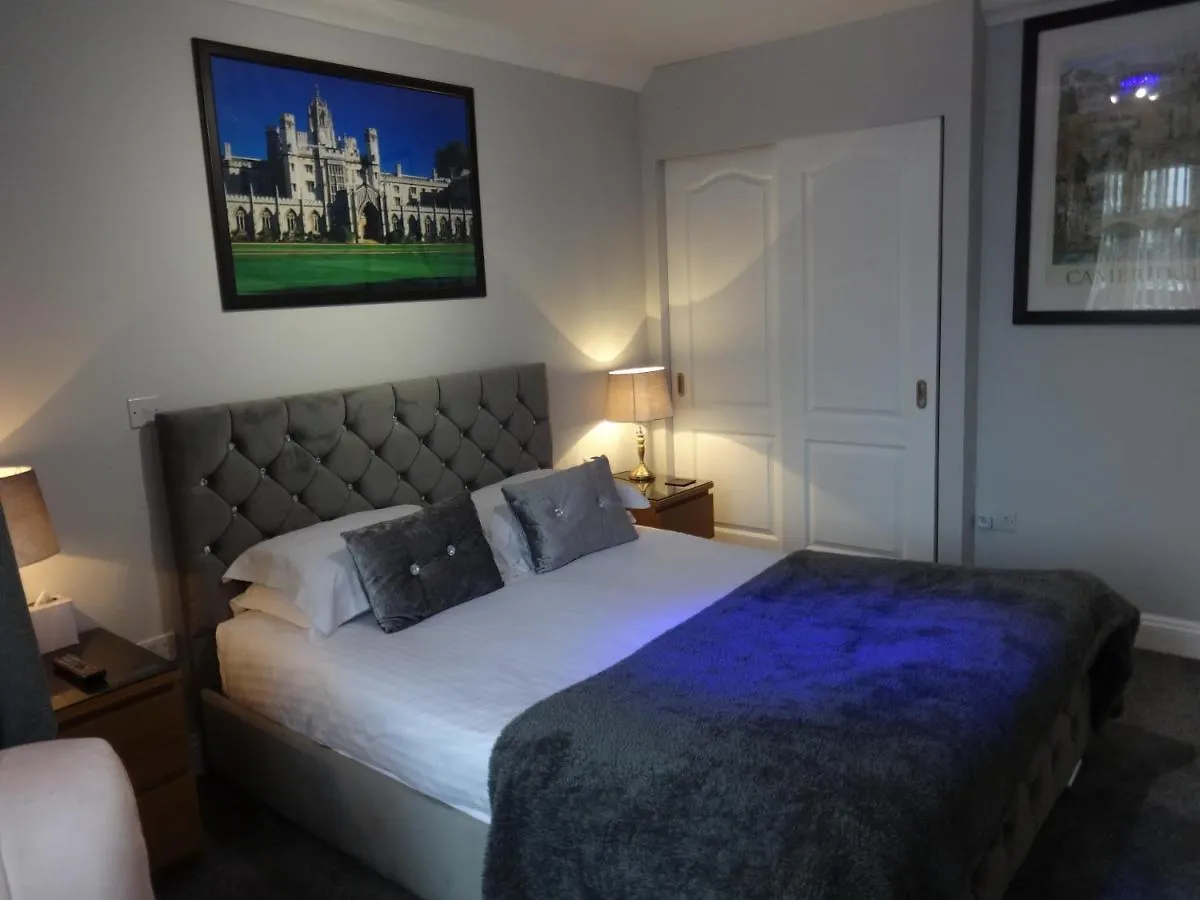 Hotel Autumn House CBG