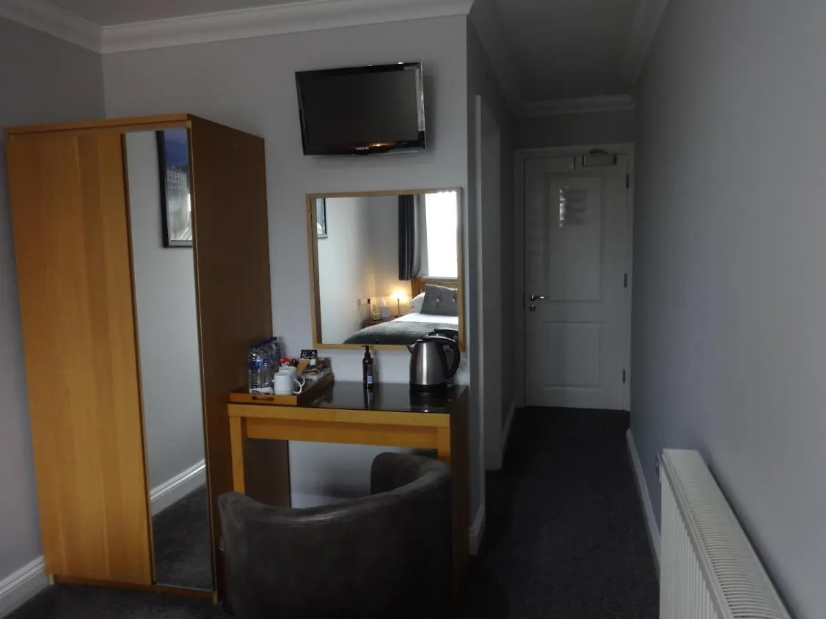 Affittacamere Hotel Autumn House CBG