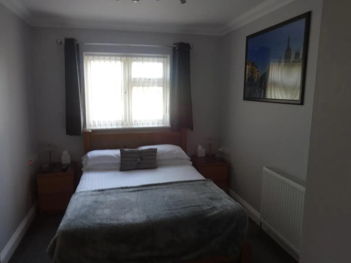 Hotel Autumn House CBG 4*,  Regno Unito