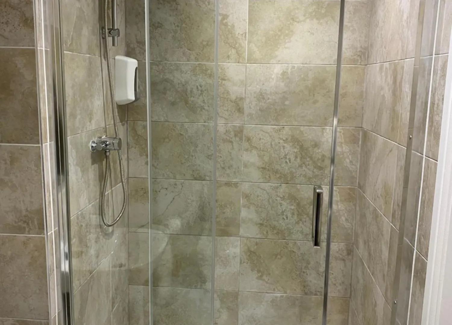 Hotel Autumn House CBG Regno Unito