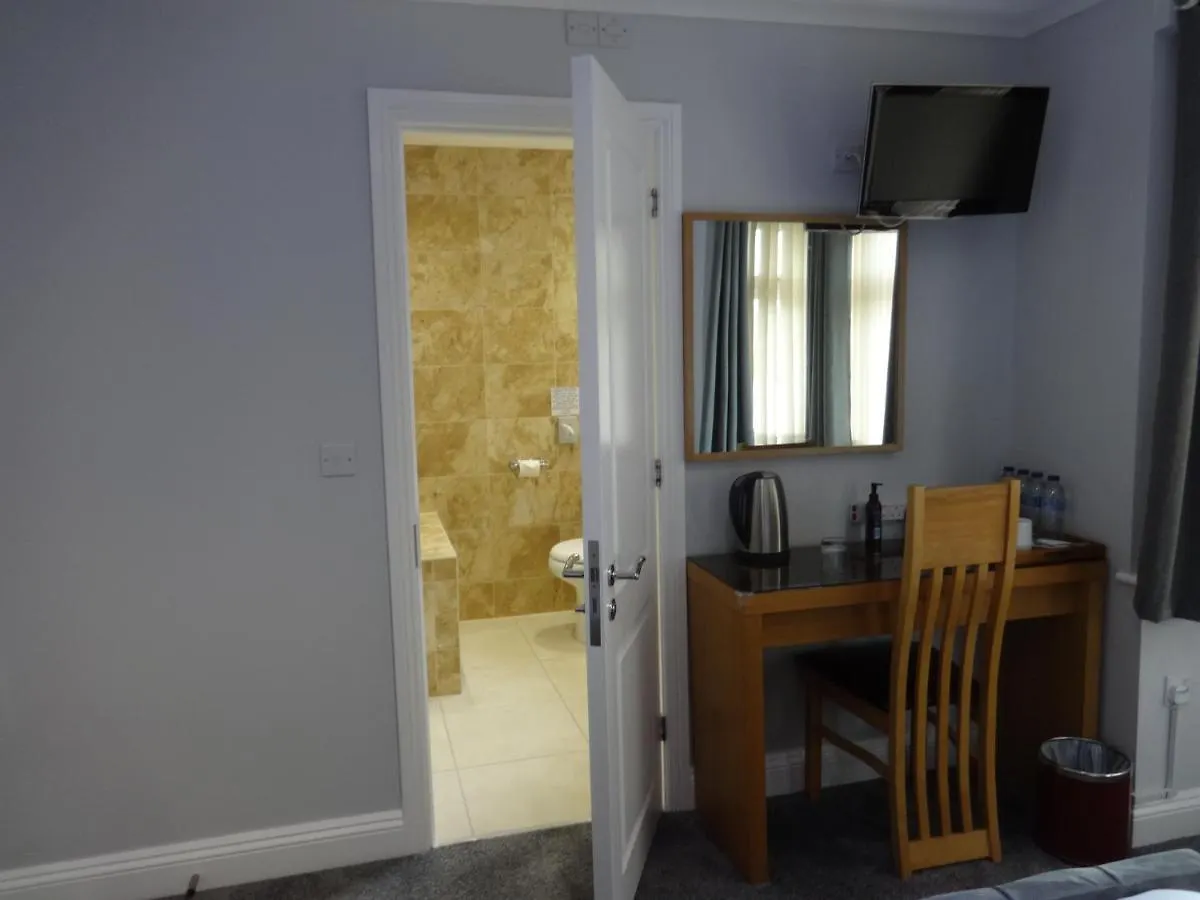 بيت ضيافة فندق Autumn House كامبريدج