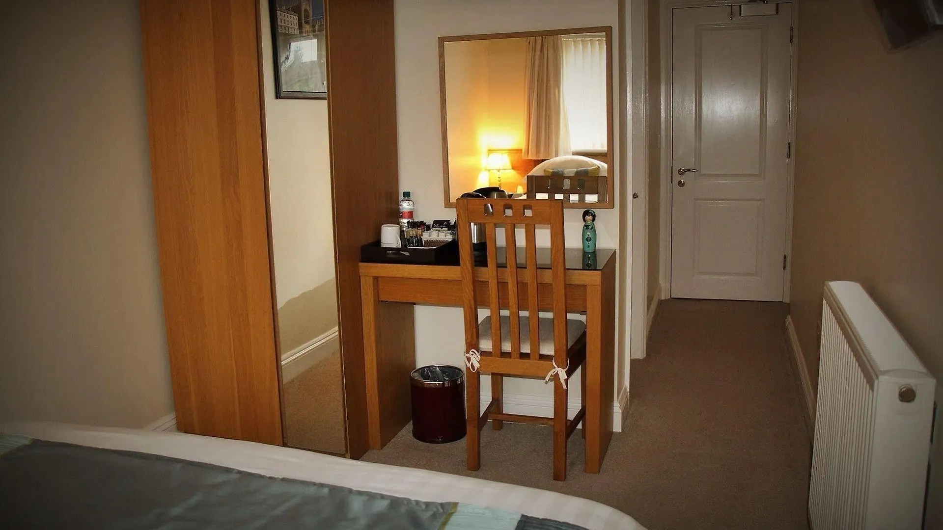 Autumn House Guest House Cambridge 4*, Cambridge (Cambridgeshire)